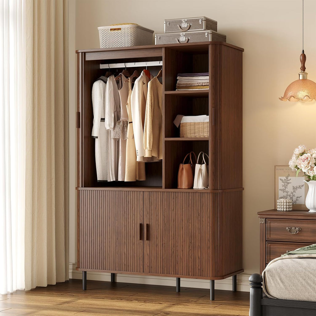Wardrobe Closet with Sliding Doors